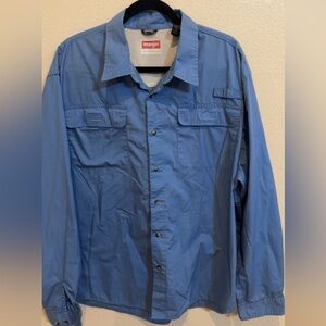 Wrangler Blue Lightweight Long Sleeve Button Down Shirt
